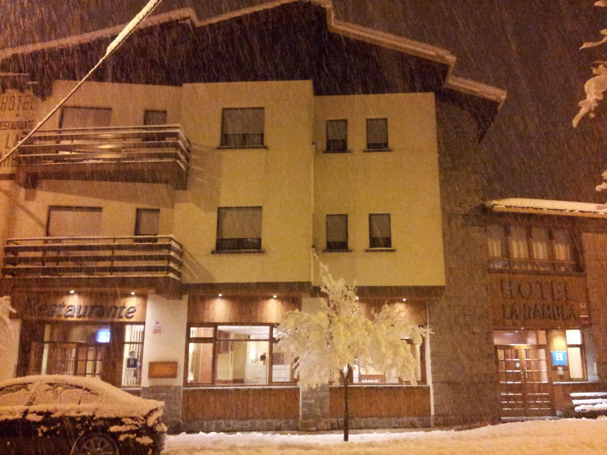 Hotel La Rambla Biescas (Aragon) Exterior foto